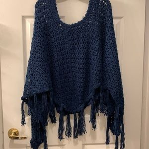 HANDMADE CROCHETED NAVY PONCHO STYLE POPOVER SHAWL /w FRINGE OVERSIZED NEW
